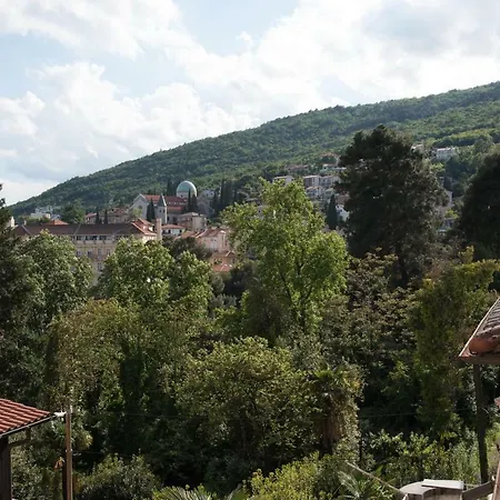 Stefani Apartament *