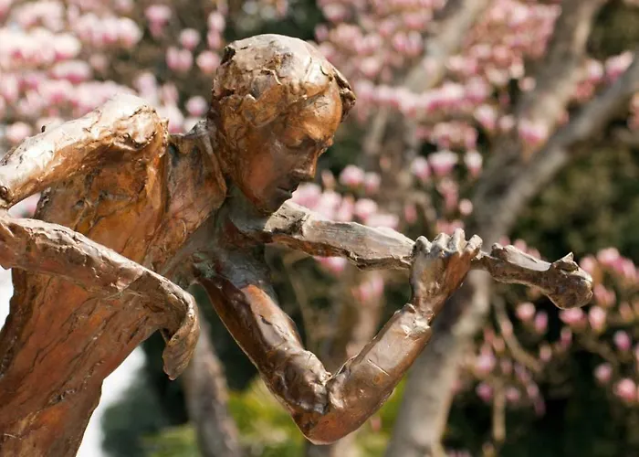 Stefani Οπατία